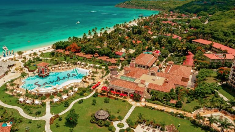 O hotel resort mais romântico do Caribe