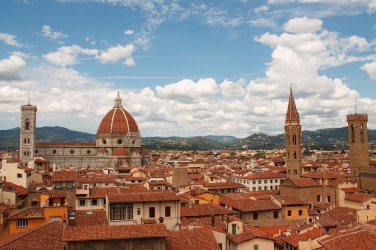 Florença: onde é melhor se hospedar e dicas de hotéis (2024)