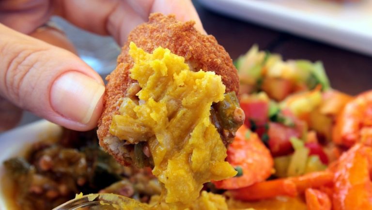 As 10 melhores comidas de rua do mundo – Vamos votar nas brasileiras!