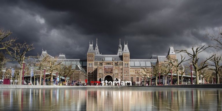 Onde ficar em Amsterdam: 6 melhores bairros e hotéis (2024)