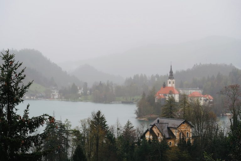Onde ficar em Bled, na Eslovênia, e hotéis com vista pro lago