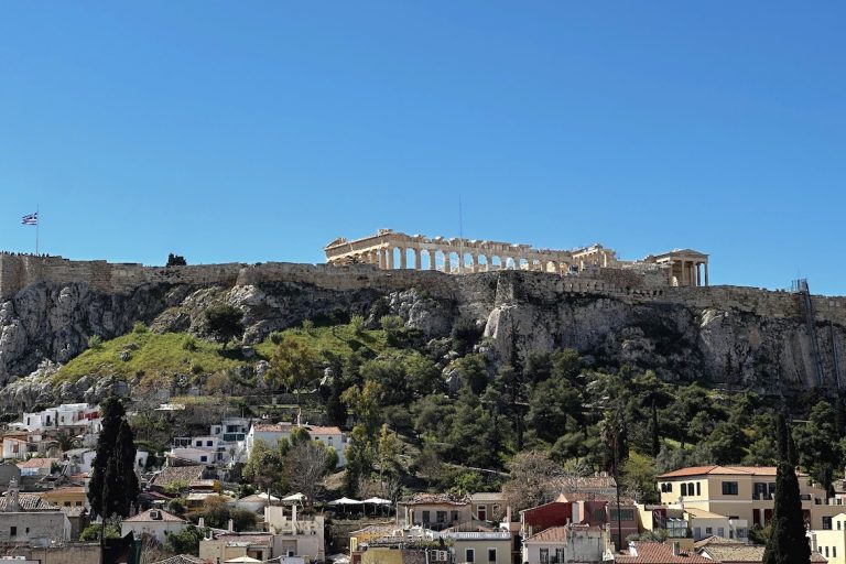 Quando ir para Atenas: melhor época e clima de janeiro a dezembro