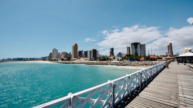 Luxo beira-mar: 7 melhores hotéis em Fortaleza (2024)